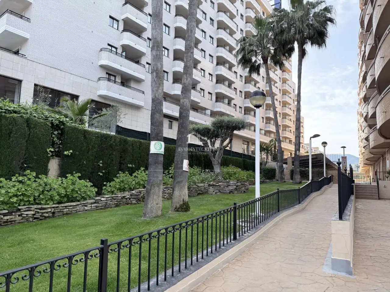 Vista exterior de Apartament en venda en Oropesa del Mar / Orpesa amb Aire condicionat, Terrassa i Moblat