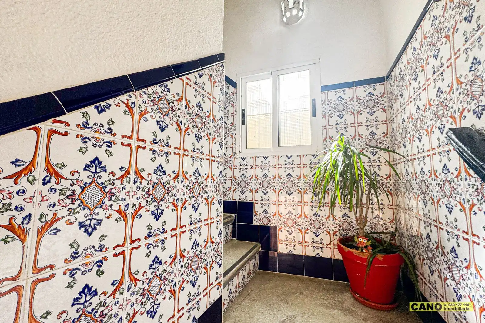 Bany de Casa o xalet en venda en Almería amb Terrassa
