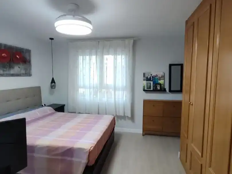 Dormitori de Pis en venda en Alcorcón amb Aire condicionat i Piscina
