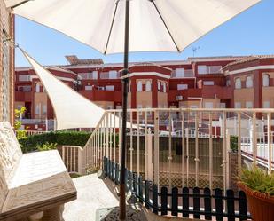 Terrassa de Casa adosada en venda en Las Gabias amb Aire condicionat, Calefacció i Jardí privat