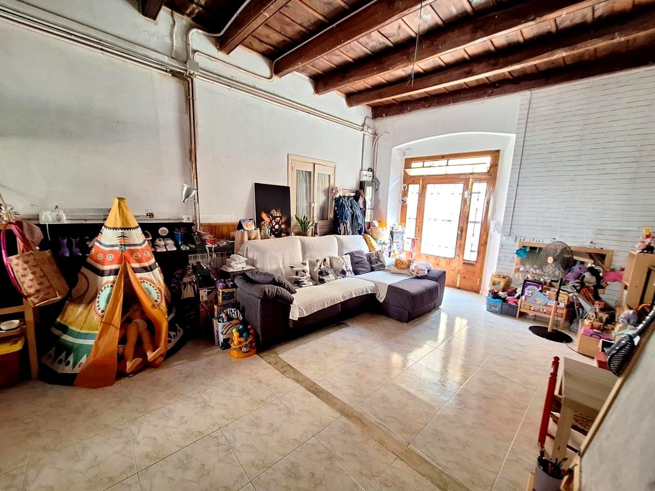 Sala d'estar de Casa o xalet en venda en Argentona amb Terrassa
