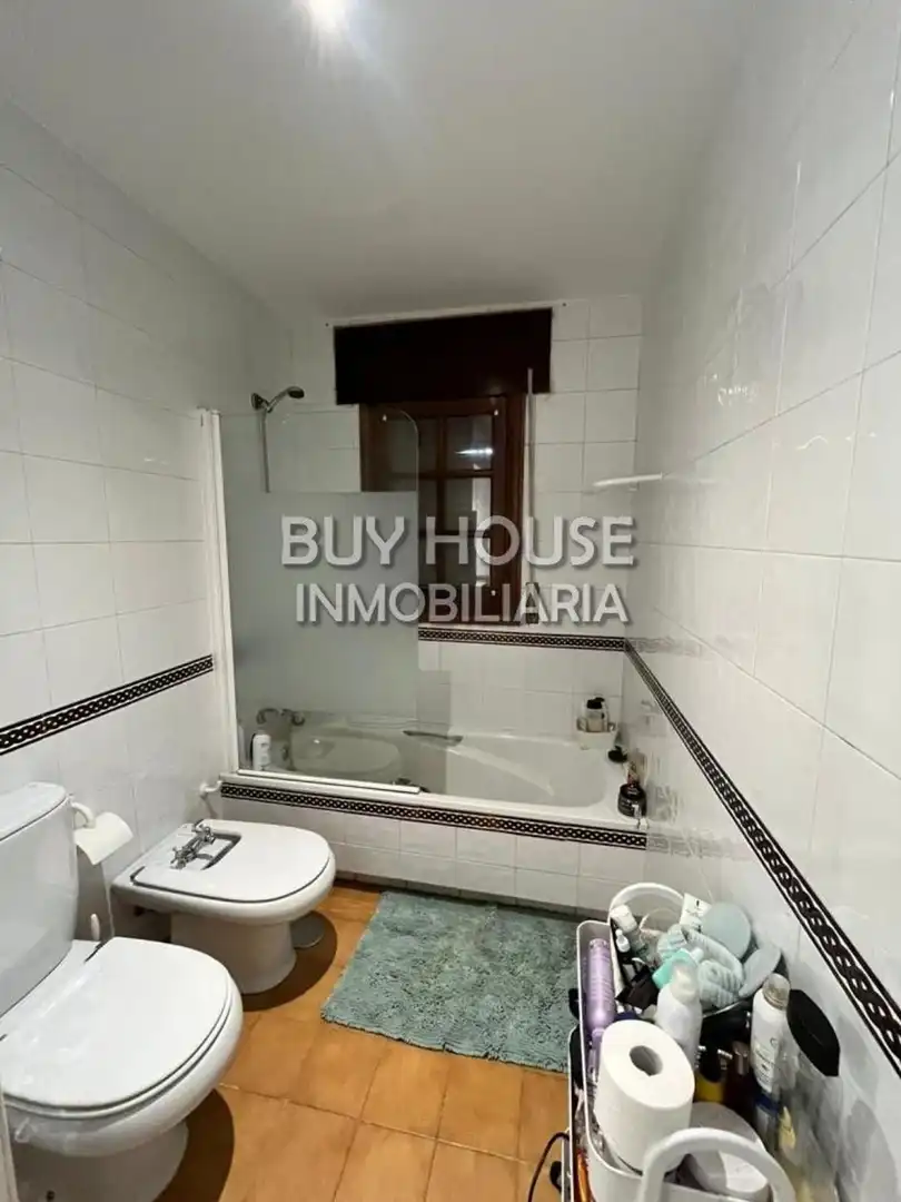 Chalet con jardín en venta en Calle Pocilla 17, imagen 35