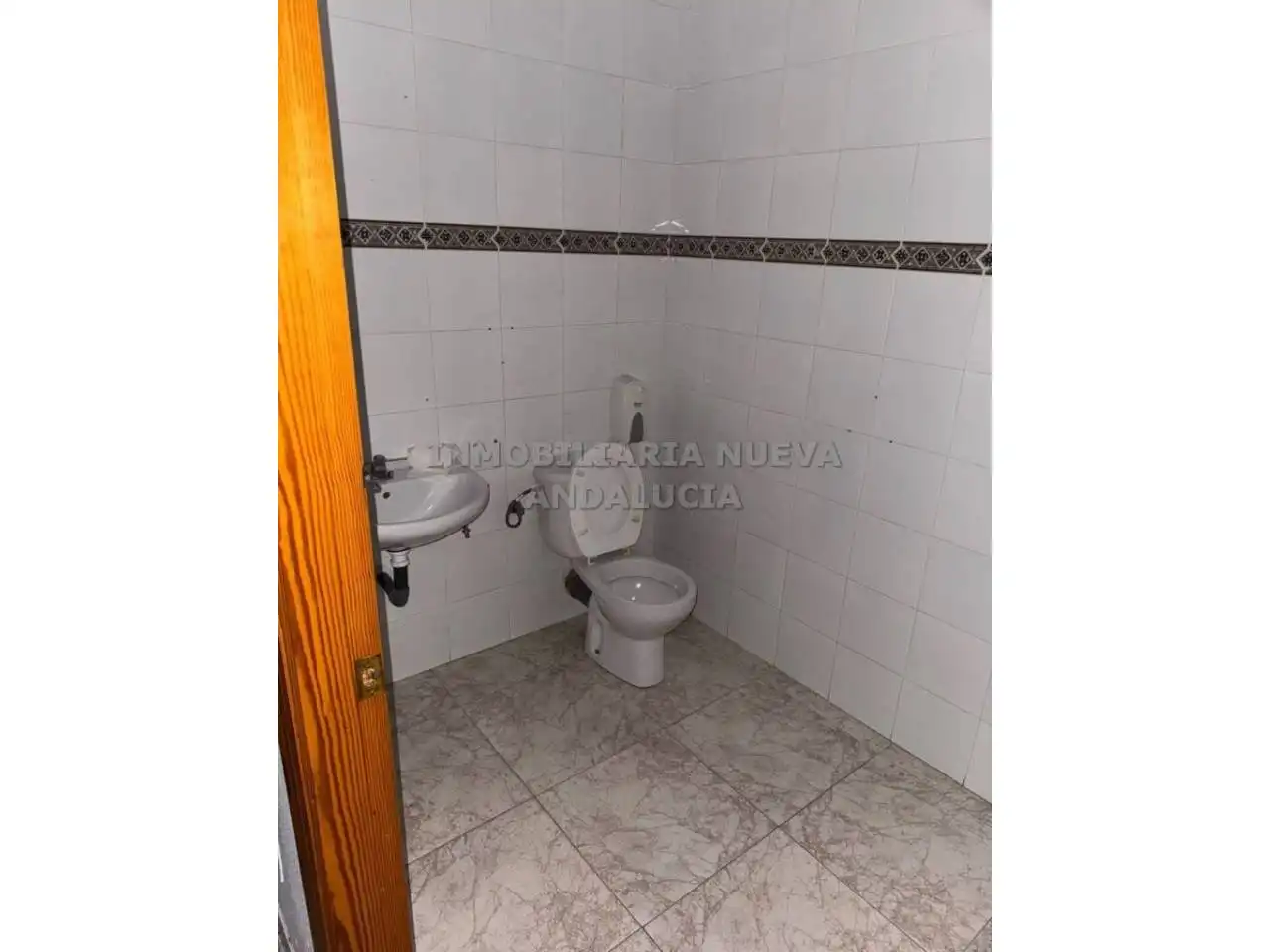 Local comercial de lloguer a Nueva Andalucía, imagen 18