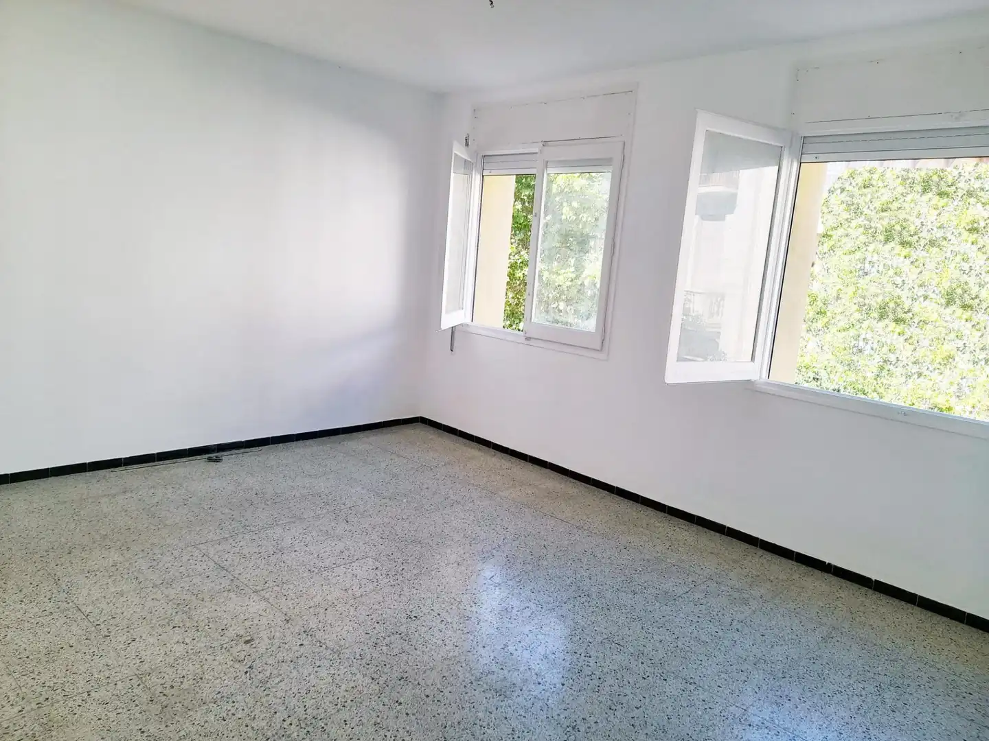 Piso con terraza en venta en Centre