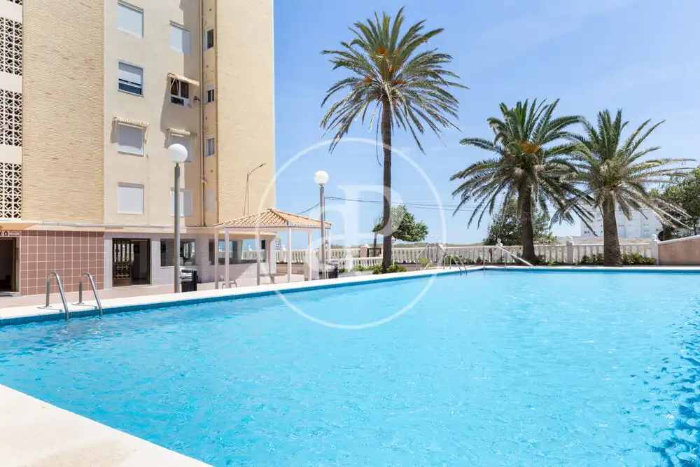 Piscina de Pis de lloguer en Valencia amb Aire condicionat, Calefacció i Terrassa