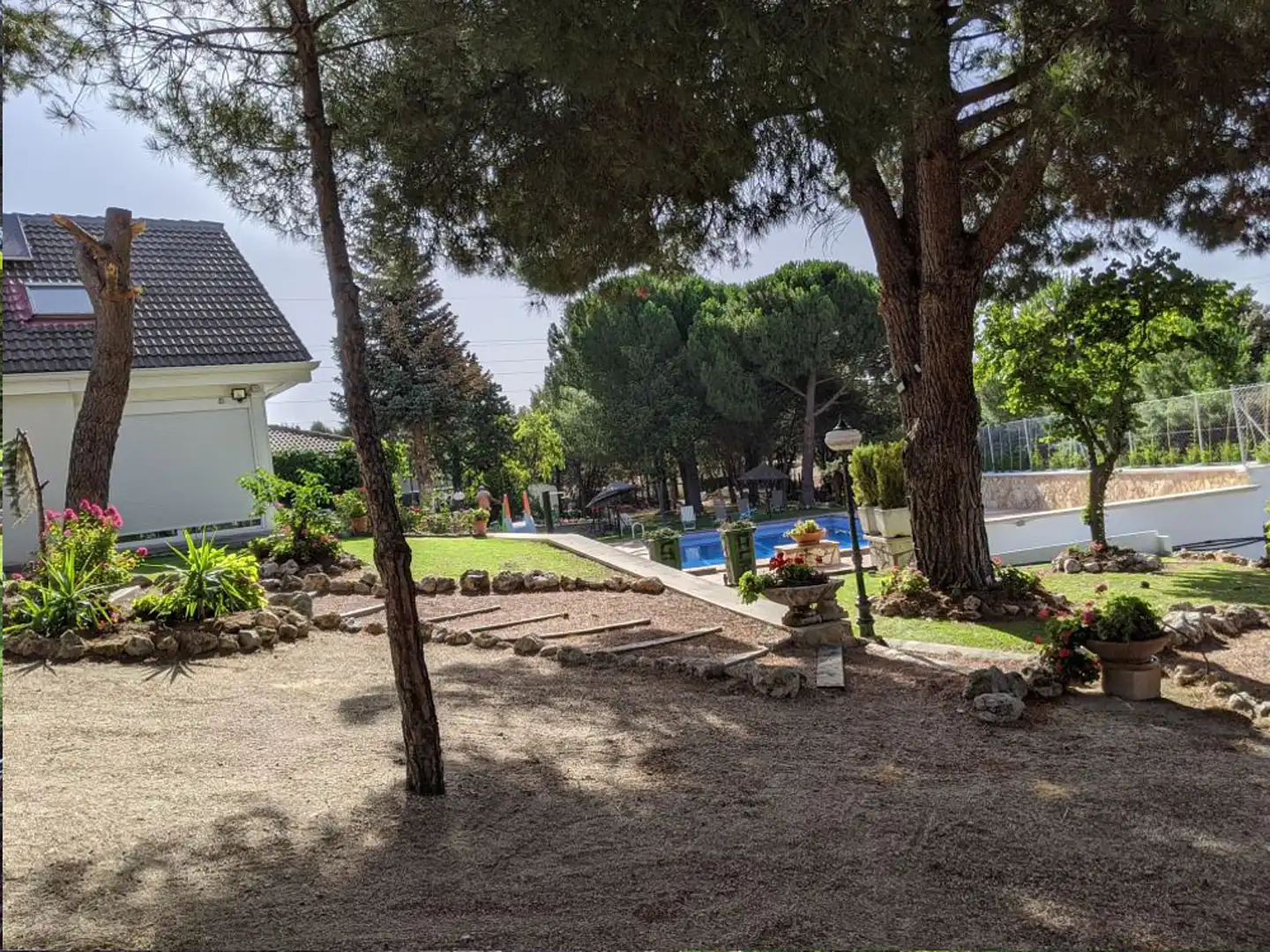 Jardí de Casa o xalet en venda en Pozuelo de Alarcón amb Aire condicionat, Calefacció i Jardí privat