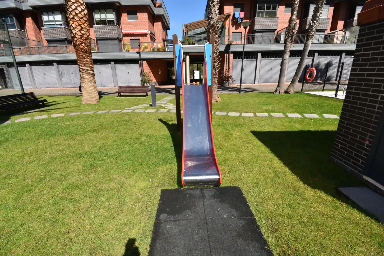 Vista exterior de Apartamento en venta en Val de San Vicente  con Calefacción, Parquet y Amueblado