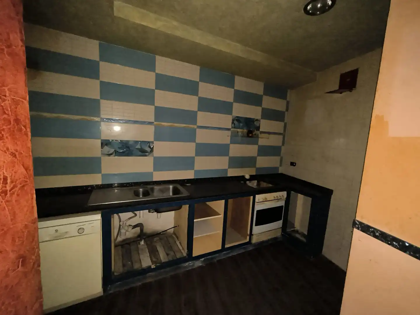 Cuina de Casa o xalet en venda en Rossell amb Terrassa i Balcó