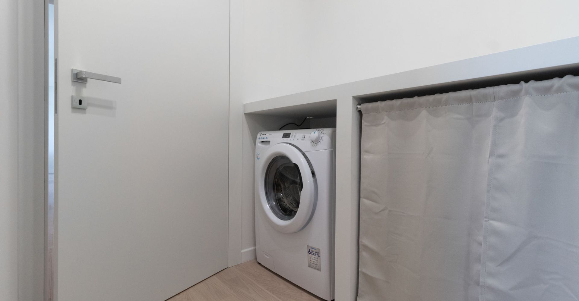 Habitación de Piso de alquiler en Terrassa con Aire acondicionado, Amueblado y Se aceptan mascotas