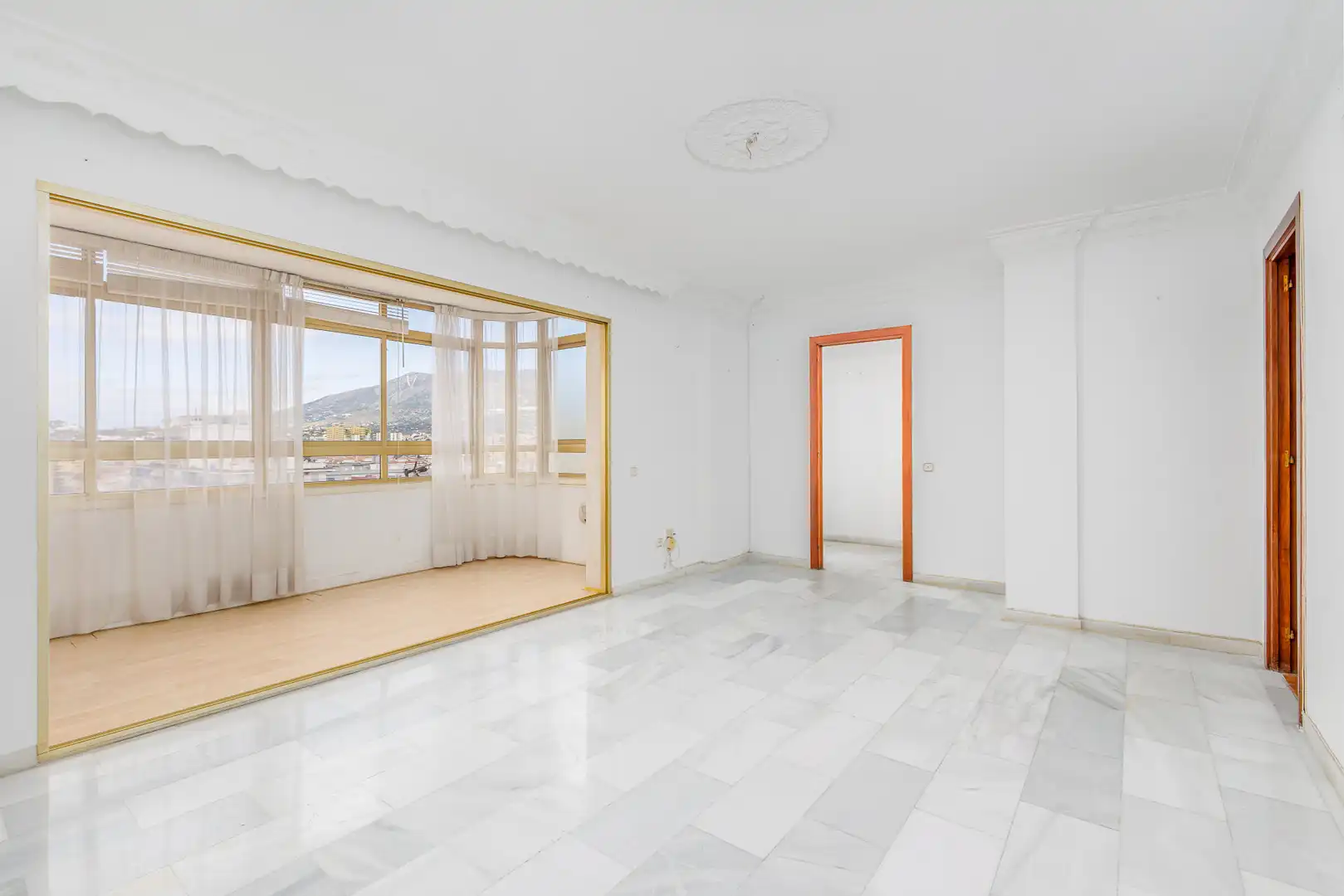 Apartament amb terrassa en venda a Puerto Deportivo, imagen 7