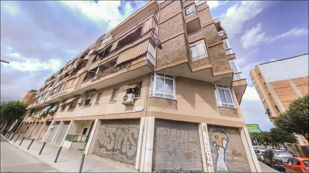 Außenansicht von Wohnung zum Verkauf in L'Hospitalet de Llobregat