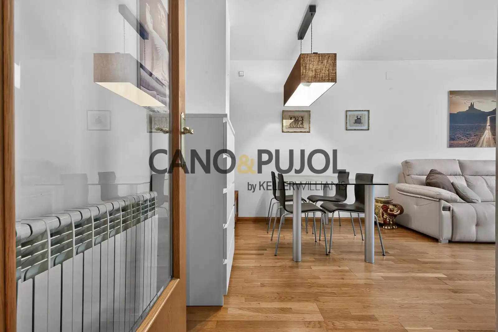 Sala d'estar de Pis en venda en Sant Just Desvern amb Aire condicionat, Calefacció i Terrassa