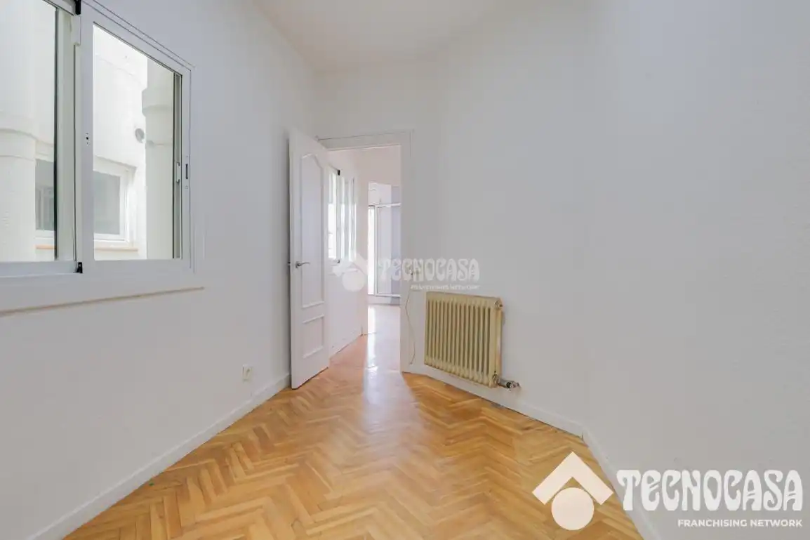 Bedroom of Attic for sale in Barcelona  with Heating and Terrace