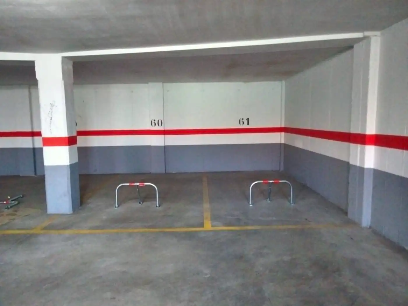 Parkplatz von Garage zum Verkauf in Salamanca