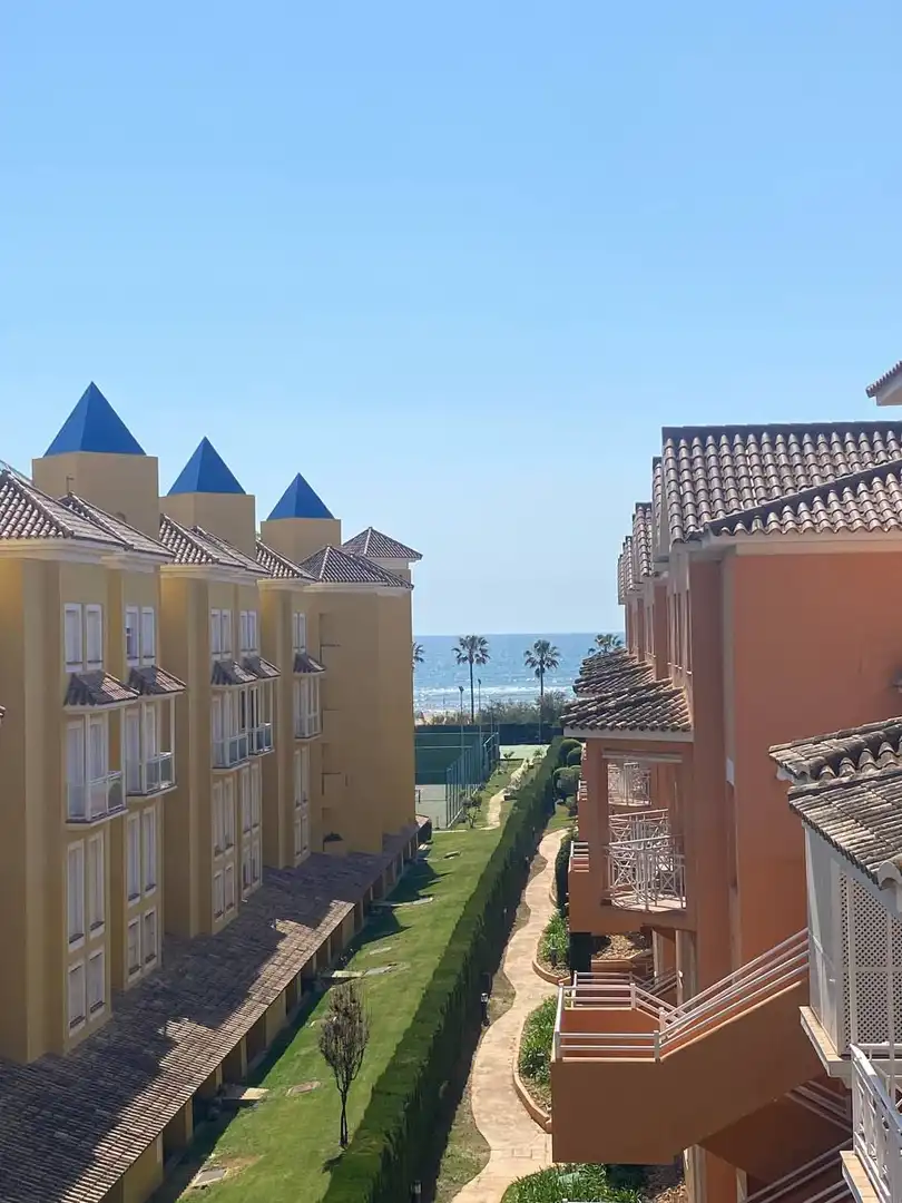 Exterior view of Flat for rent in Islantilla  with Air Conditioner, Terrace and Storage room