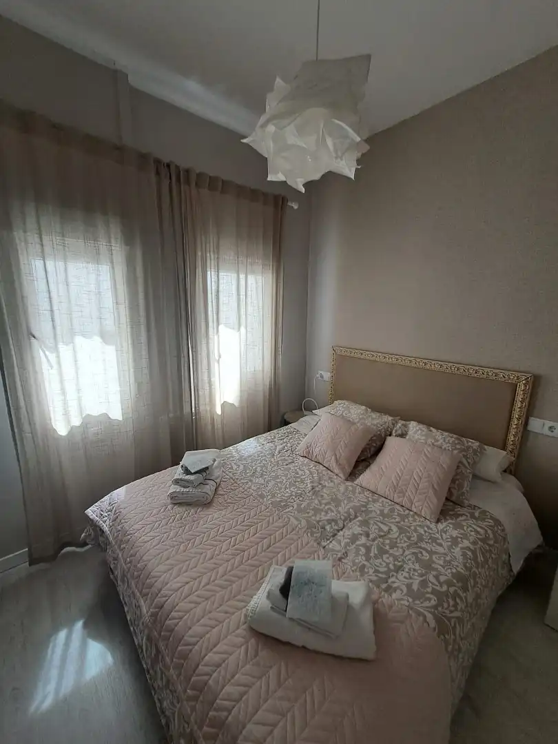 Bedroom of Flat for rent in Salamanca  with Heating, Furnished and Oven