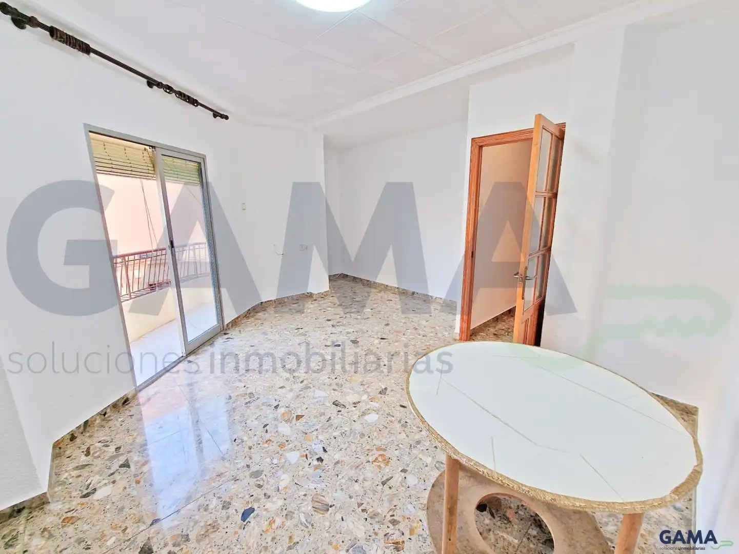 Balcony of Flat for rent in Carcaixent  with Air Conditioner
