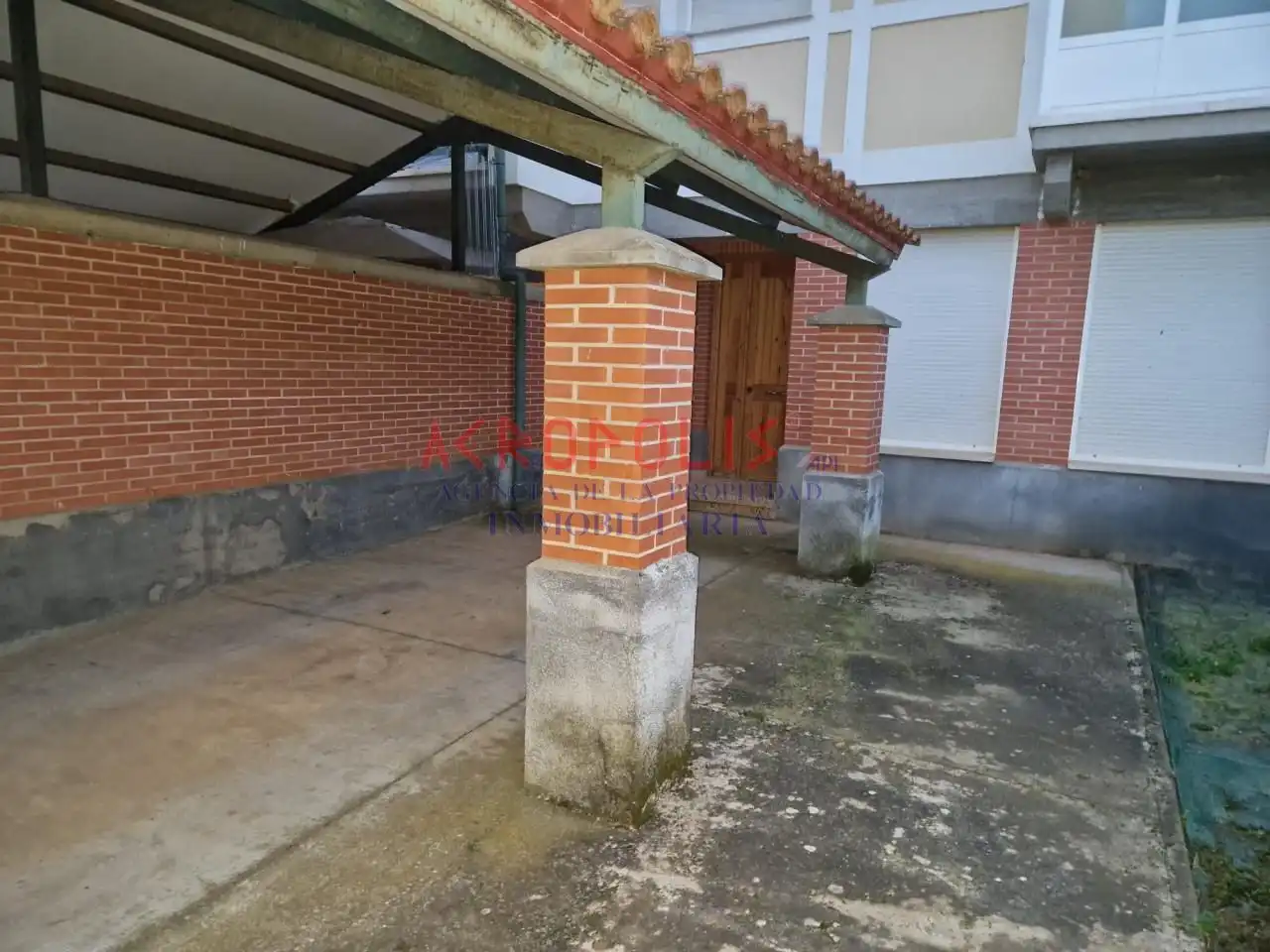 Vista exterior de Casa o chalet en venta en Alija del Infantado con Calefacción