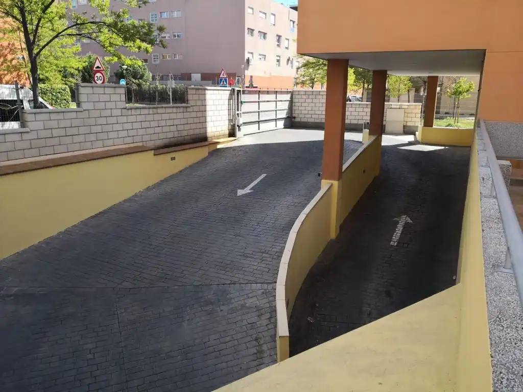 Aparcamiento en venta en C/ Los Sauces, imagen 5