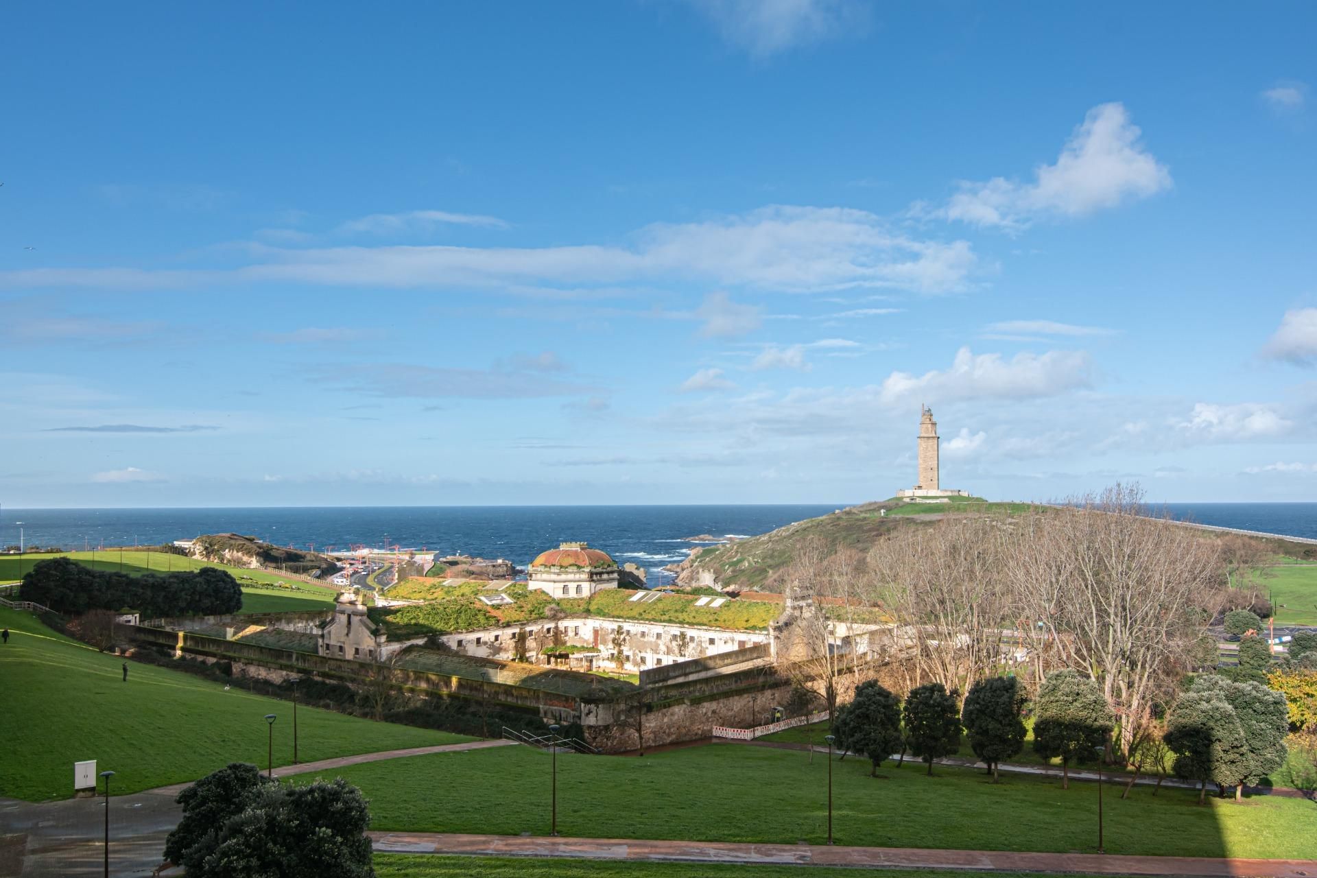 Vista exterior de Pis en venda en A Coruña Capital 