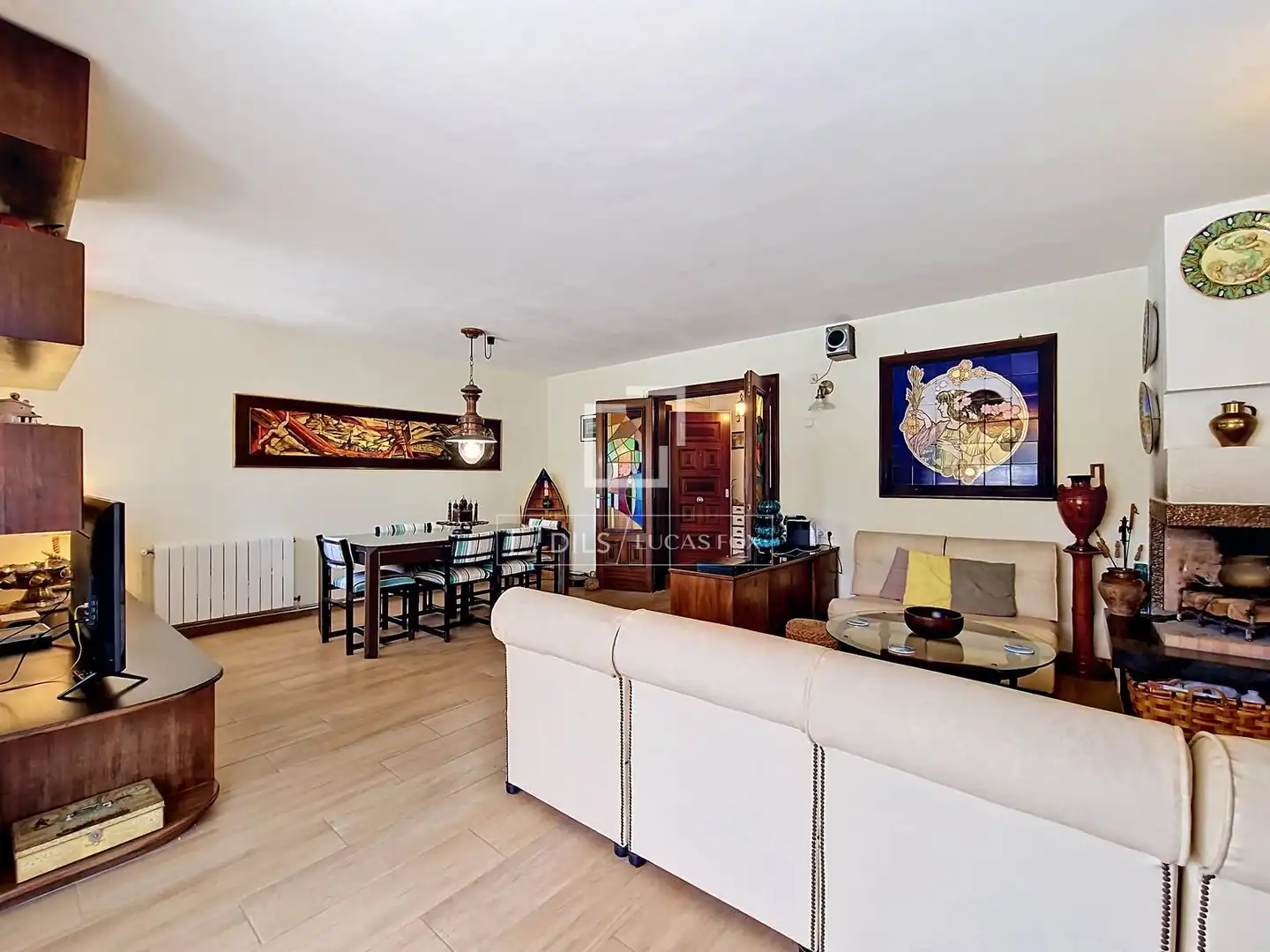 Living room of Flat for sale in Vilanova i la Geltrú  with Air Conditioner, Heating and Terrace