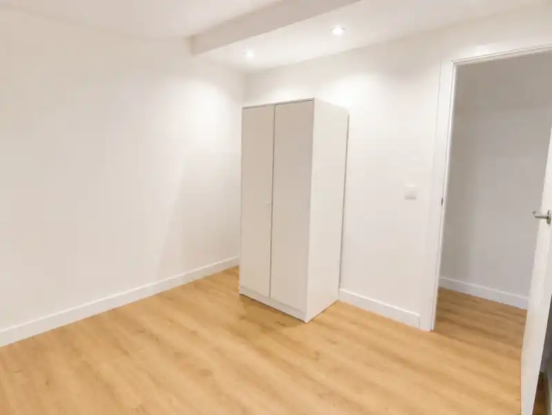 Wohnung zur Miete in N/A, -1, Pravia
