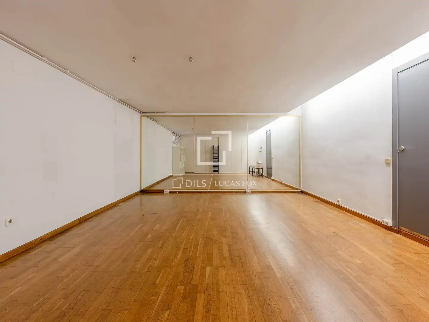 Casa o xalet en venda en Esplugues de Llobregat amb Aire condicionat, Calefacció i Terrassa