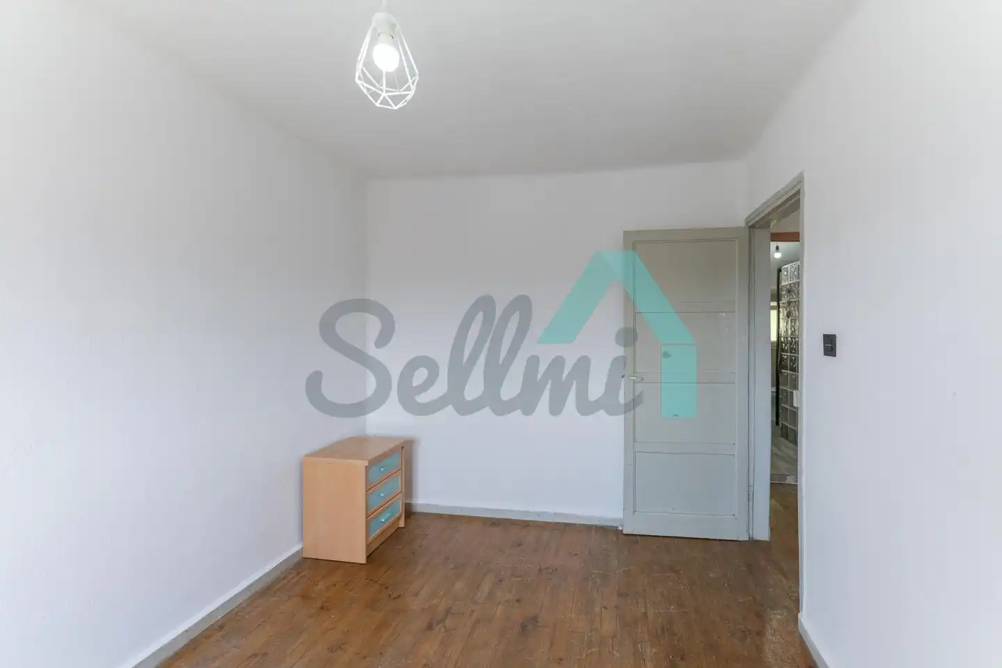 Schlafzimmer von Einfamilien-Reihenhaus zum Verkauf in Tineo mit Privatgarten