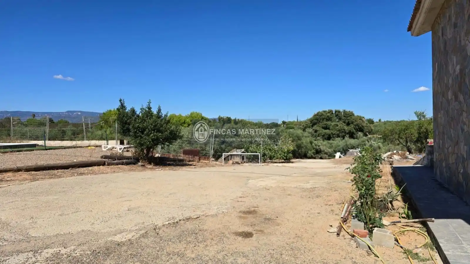 Casa amb terrassa en venda a carretera de vinyols i els arcas a la salida del pueblo termino de riudoms, imagen 3