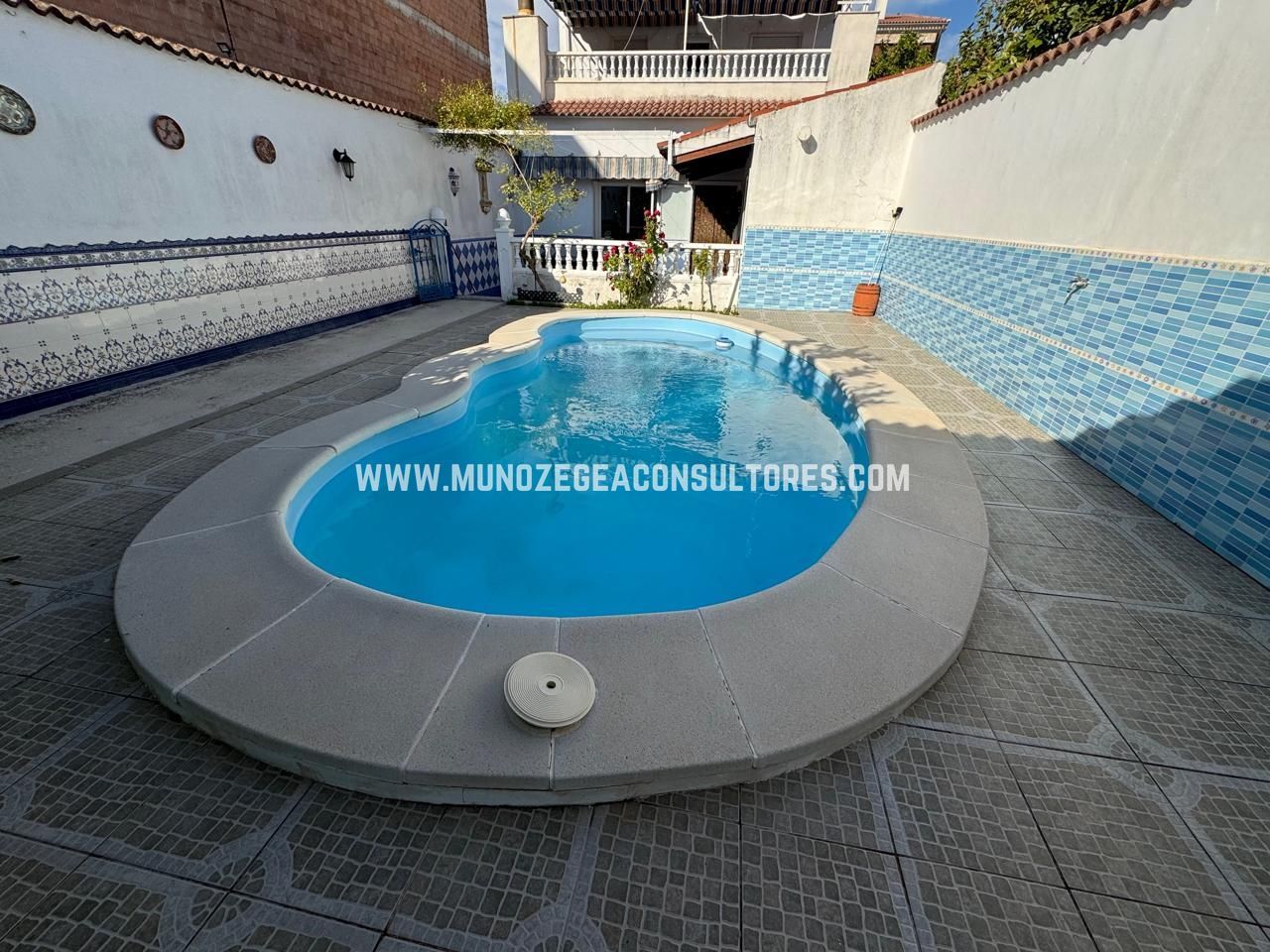 Piscina de Casa o chalet en venta en Moriles con Aire acondicionado, Terraza y Trastero