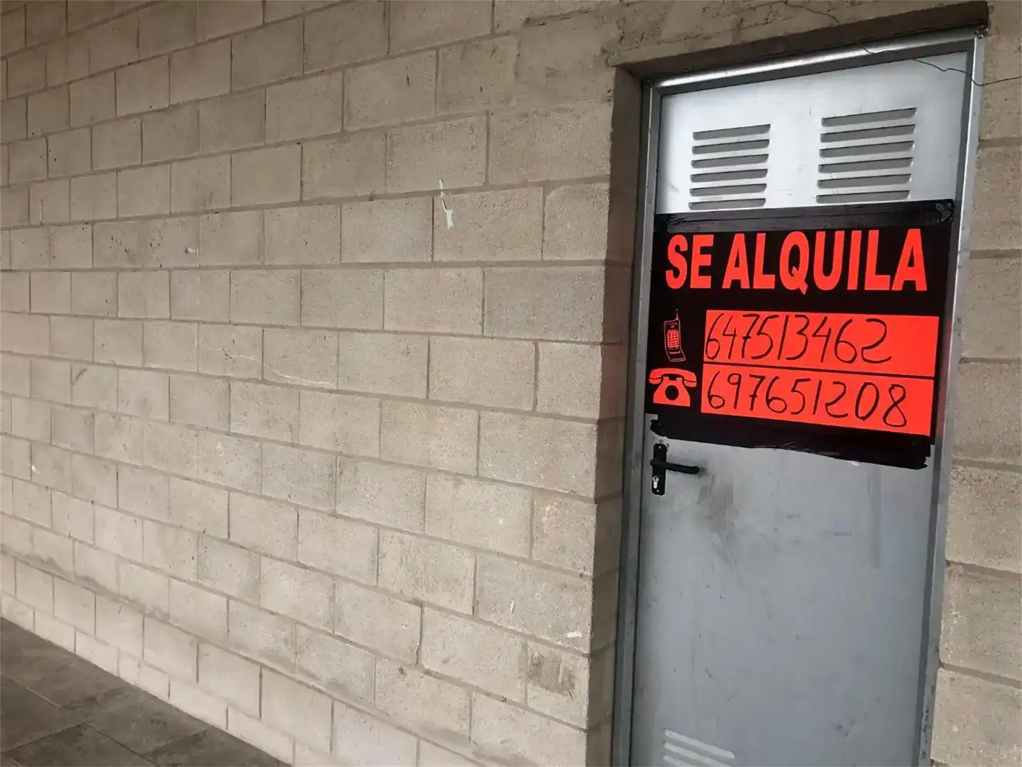 Parkplatz von Geschaftsraum zur Miete in Dos Hermanas