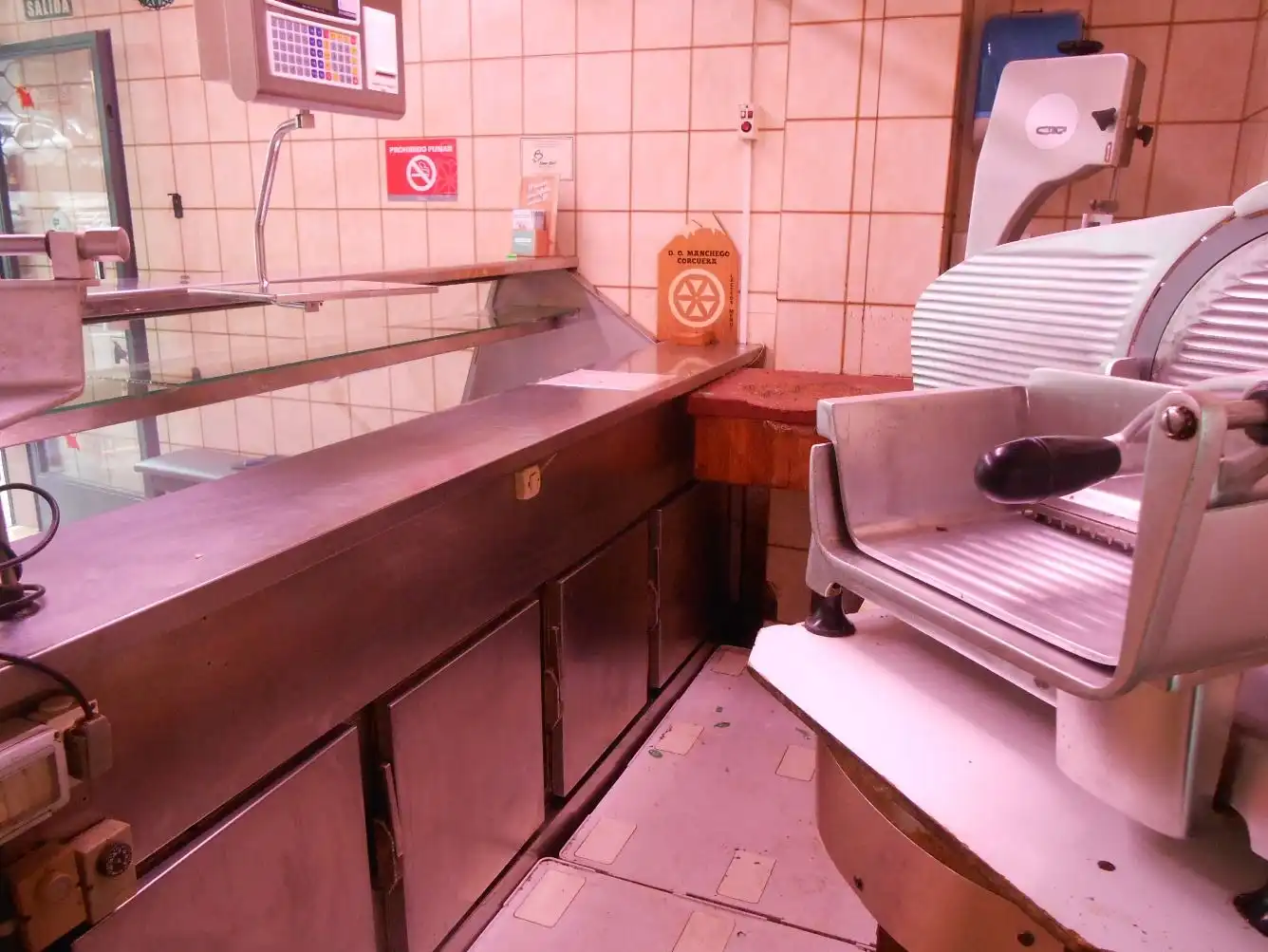 Kitchen of Commercial properties for sale in  Pamplona / Iruña  with Air Conditioner
