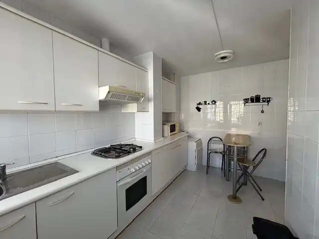 Cocina de Piso en venta en Ferrol con Calefacción, Amueblado y Horno