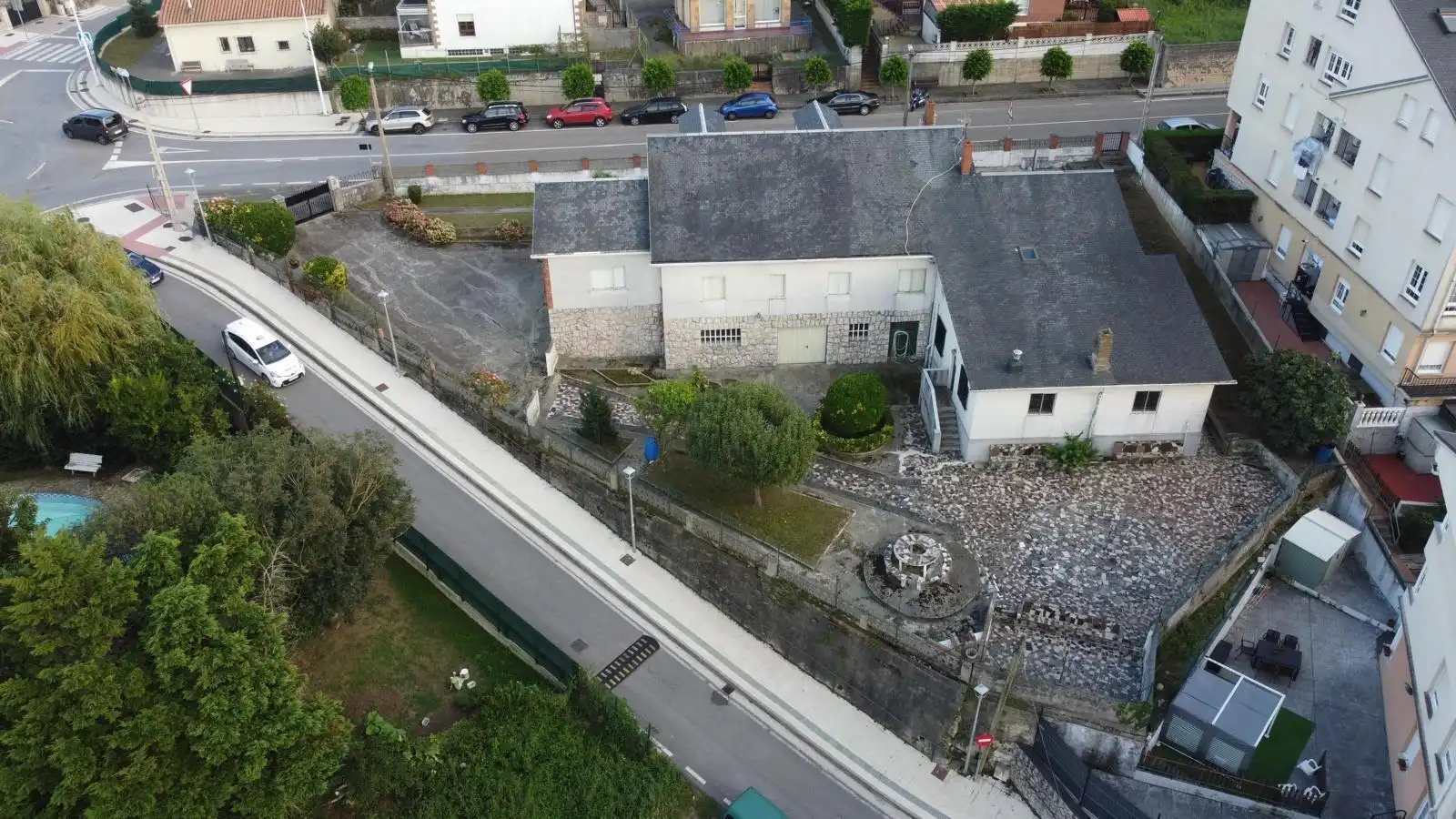 Vista exterior de Casa o chalet en venta en Piélagos con Calefacción, Jardín privado y Balcón
