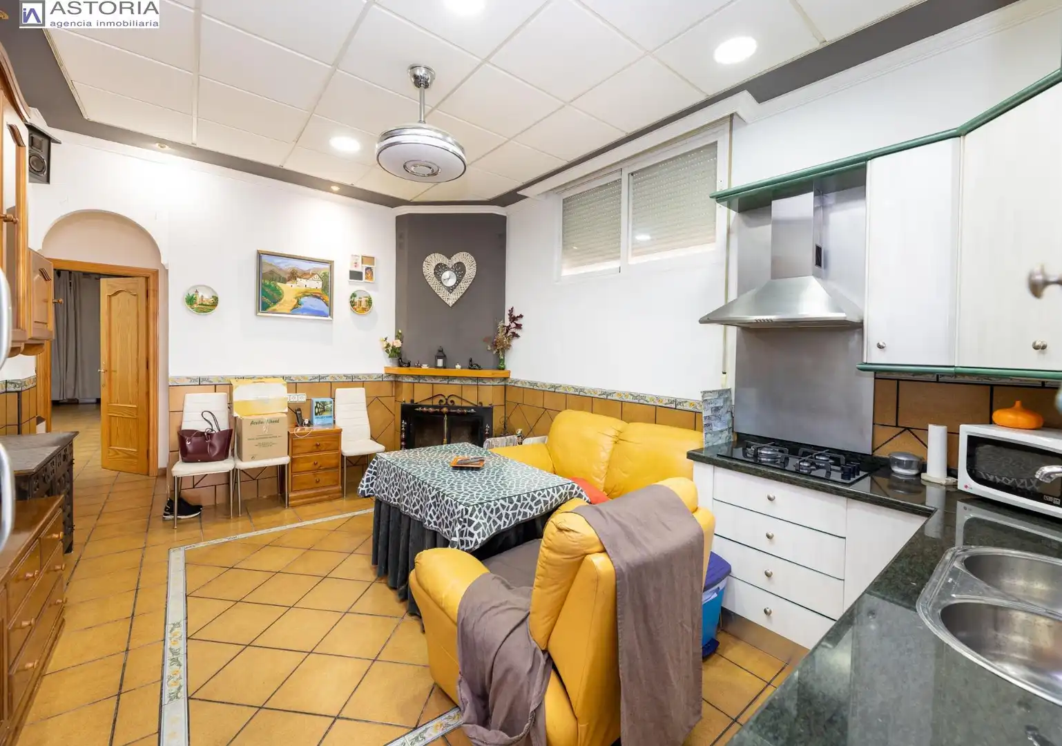 Kitchen of Houses for sale in Monachil  with Air Conditioner, Heating and Private garden