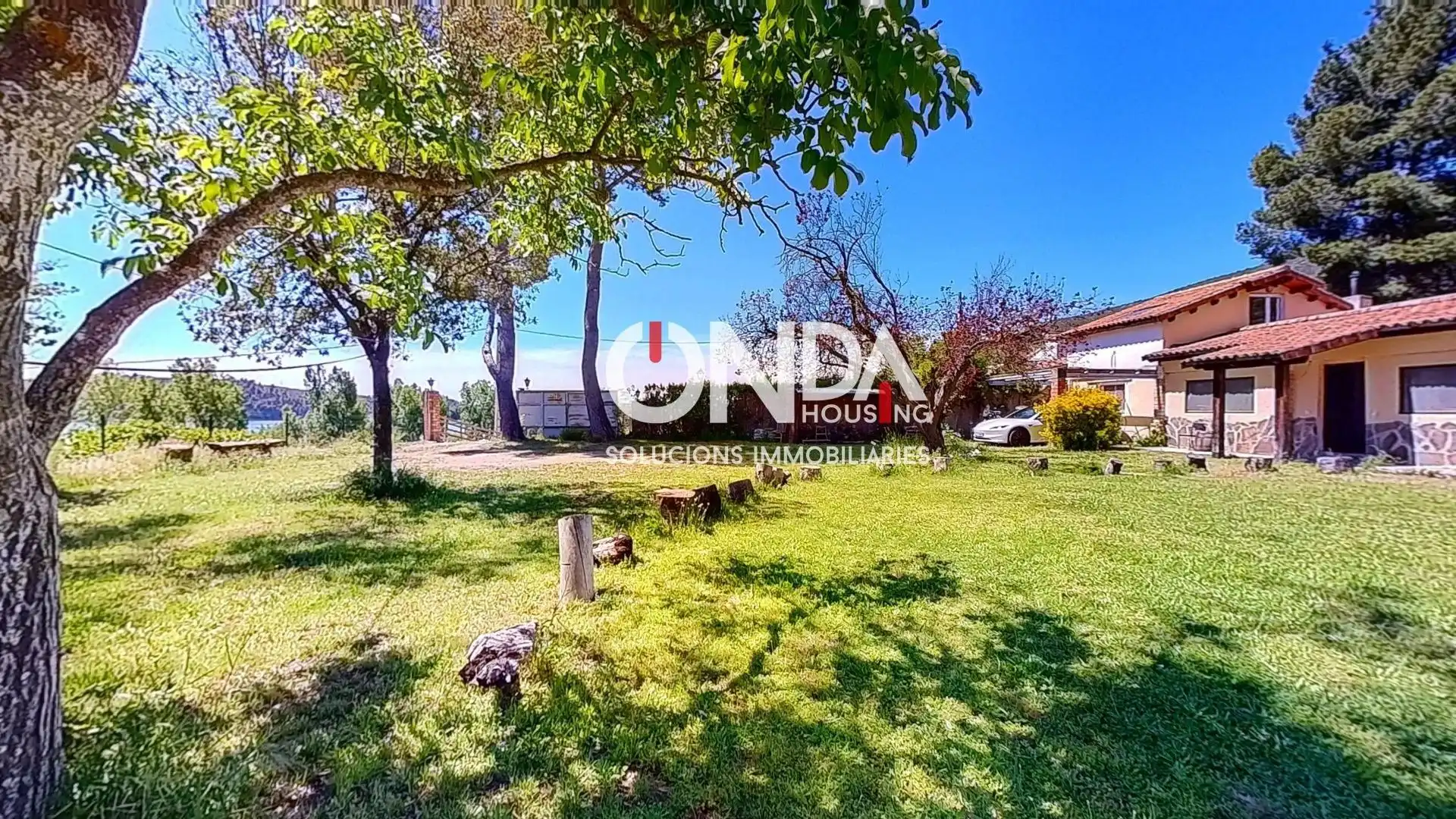 Houses for sale in Camarasa  with Heating, Private garden and Parquet flooring