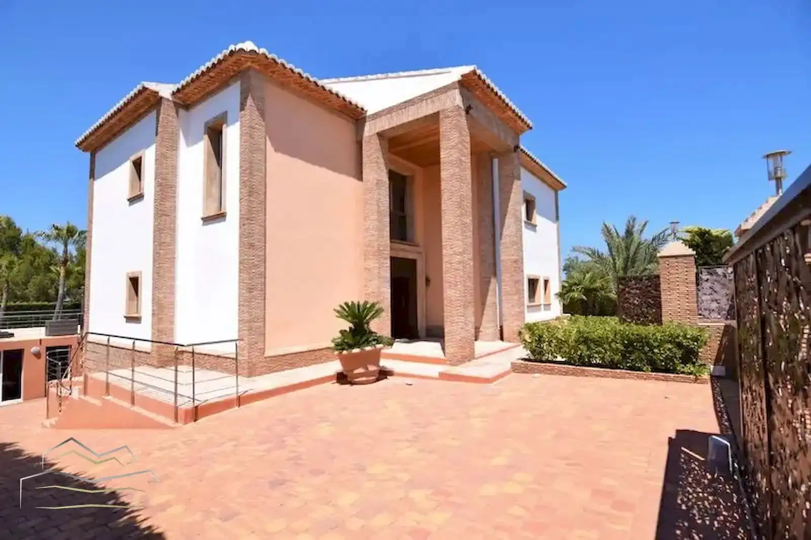 Vista exterior de Casa o xalet en venda en Jávea / Xàbia amb Aire condicionat, Calefacció i Jardí privat