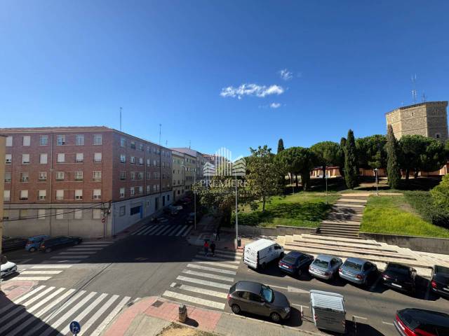 Piso en Venta en Lazarillo de Tormes, 22-24 en Chinchibarra