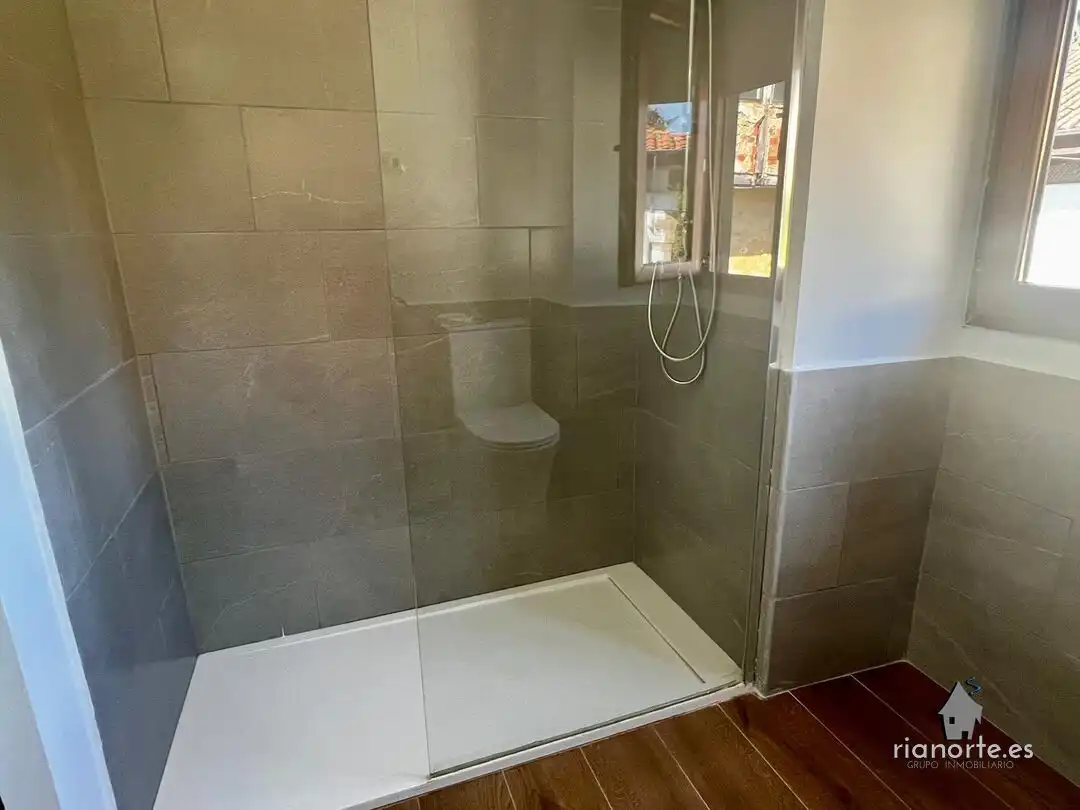Bany de Casa o xalet en venda en Langreo amb Calefacció
