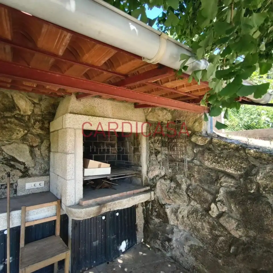Casa o xalet en venda en Mondariz amb Calefacció, Jardí privat i Terrassa