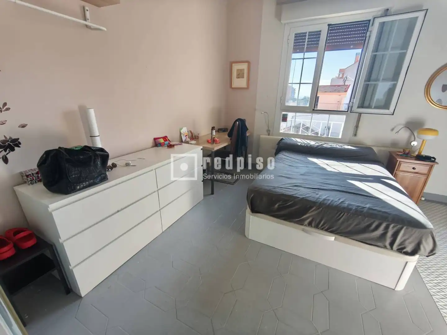 Habitación de Piso en venta en Madrid con Calefacción y Amueblado