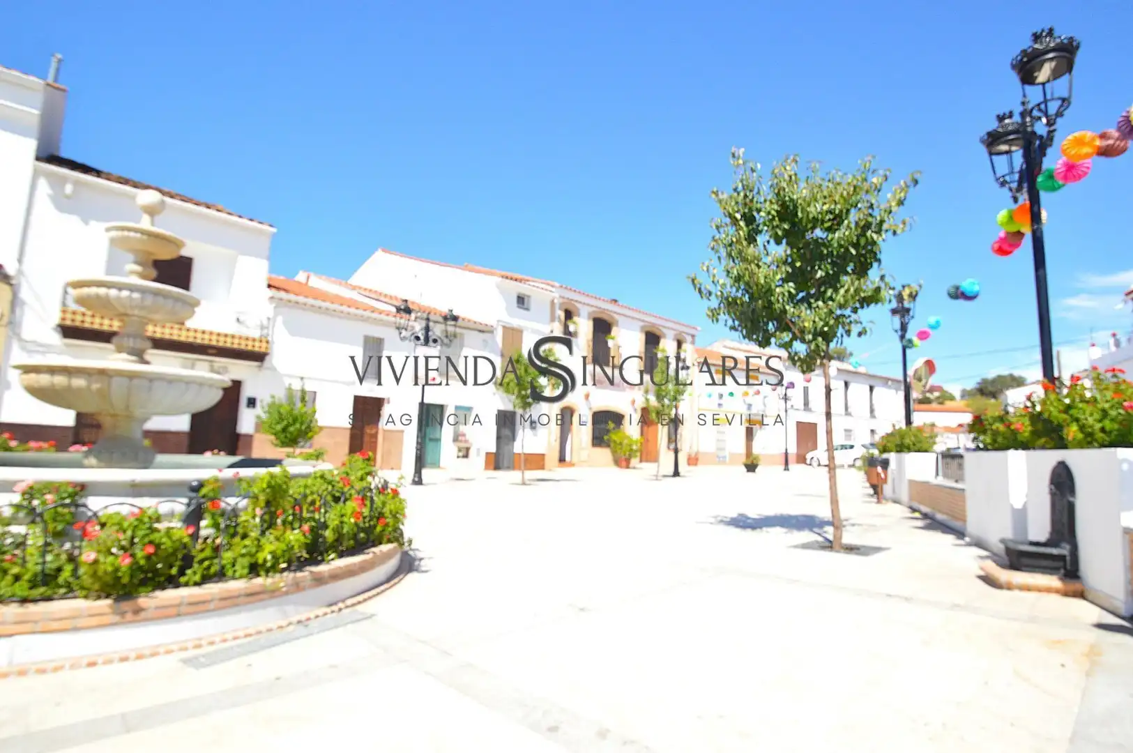 Exterior view of Houses for sale in Arroyomolinos de León  with Air Conditioner, Terrace and Furnished