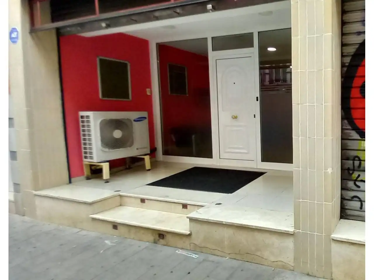 Office for sale in Barcelona  with Air Conditioner