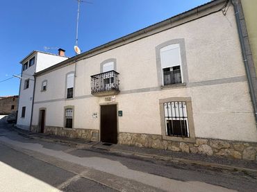 Mixto residencial en venta en Calle PADRE JUANJO