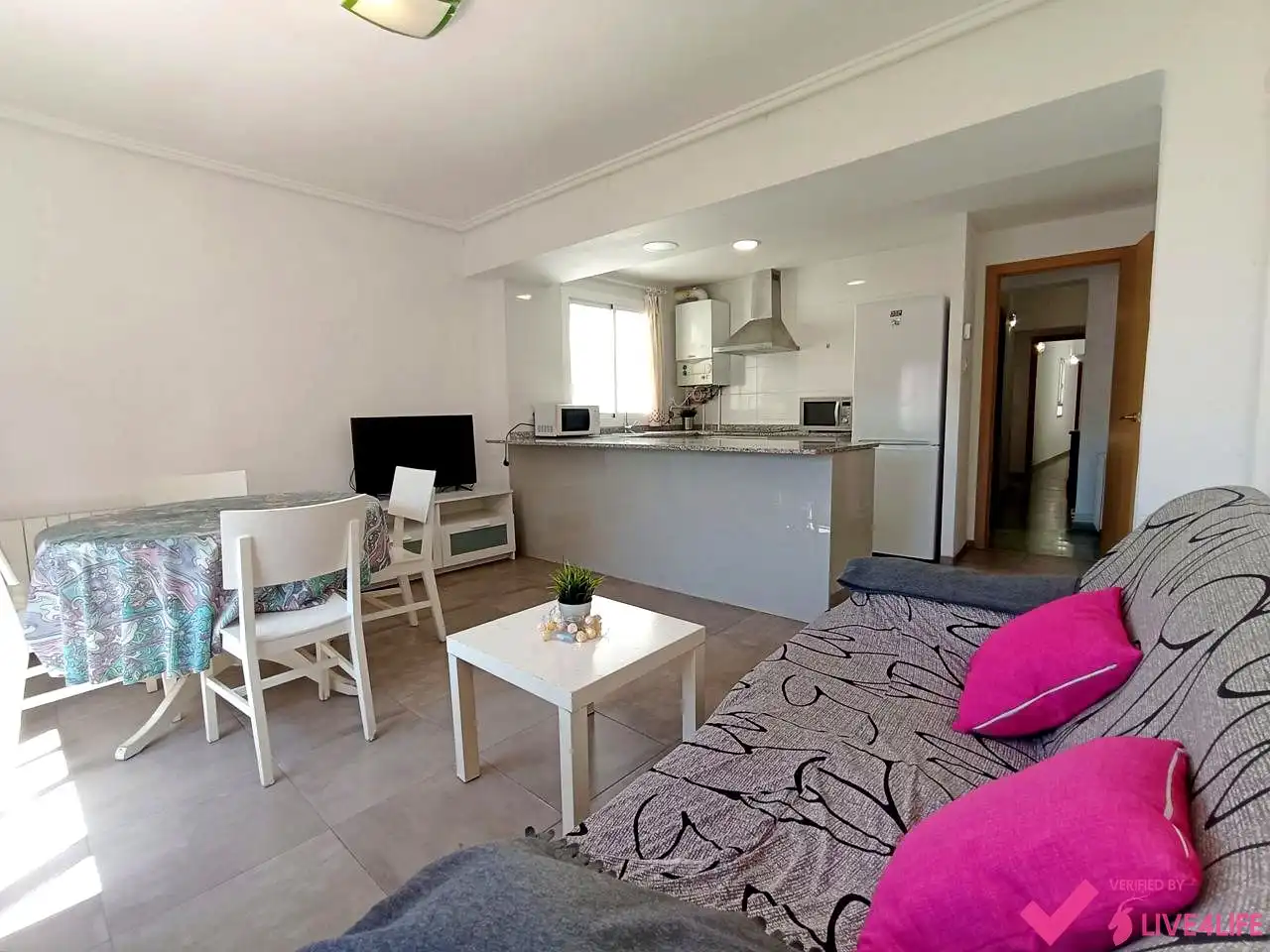 Living room of Flat for share in Valencia  with Heating and Furnished