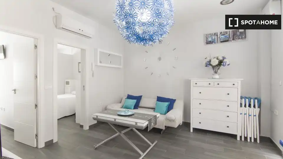 Sala de estar de Apartamento para compartir en Madrid con Aire acondicionado, Calefacción y Terraza