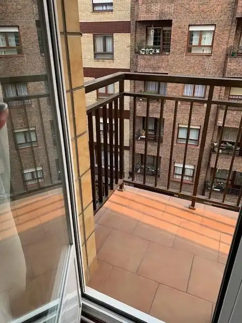 Terrasse von Wohnung zur Miete in Bilbao  mit Heizung, Möbliert und Balkon