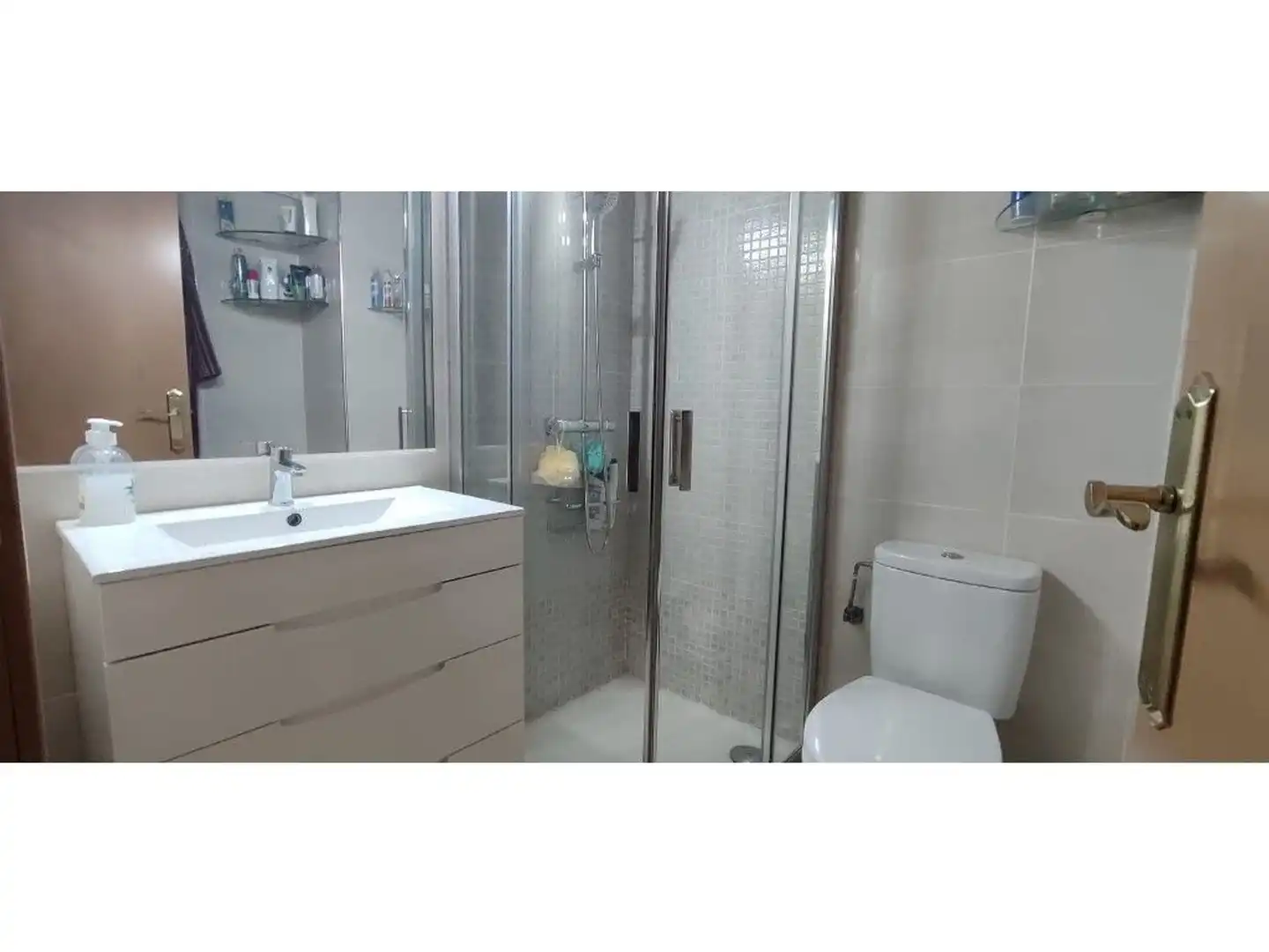 Baño de Piso en venta en Simat de la Valldigna con Aire acondicionado, Calefacción y Terraza