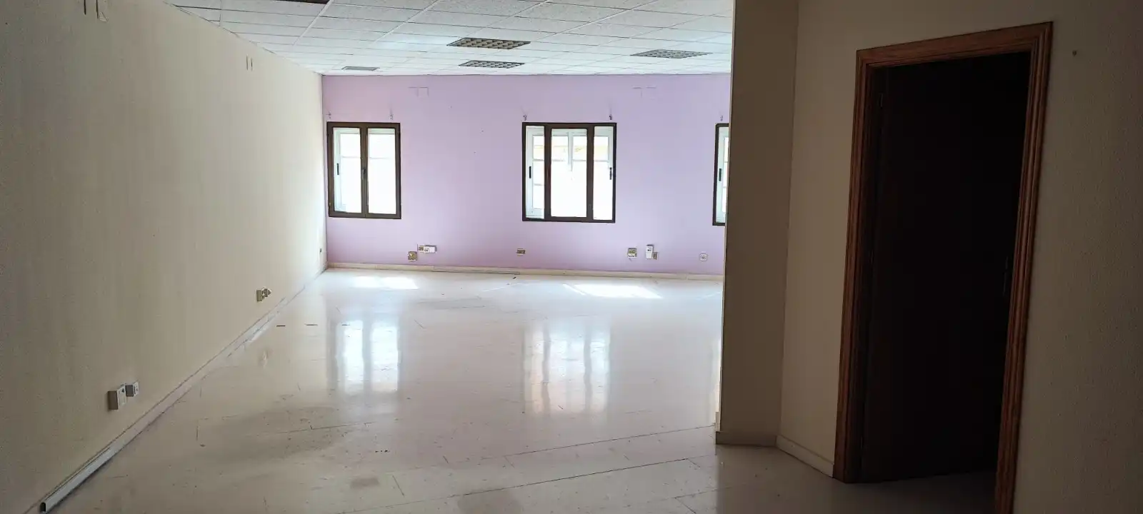 Business premises to rent in Calle Ramón y Cajal, imagen 3