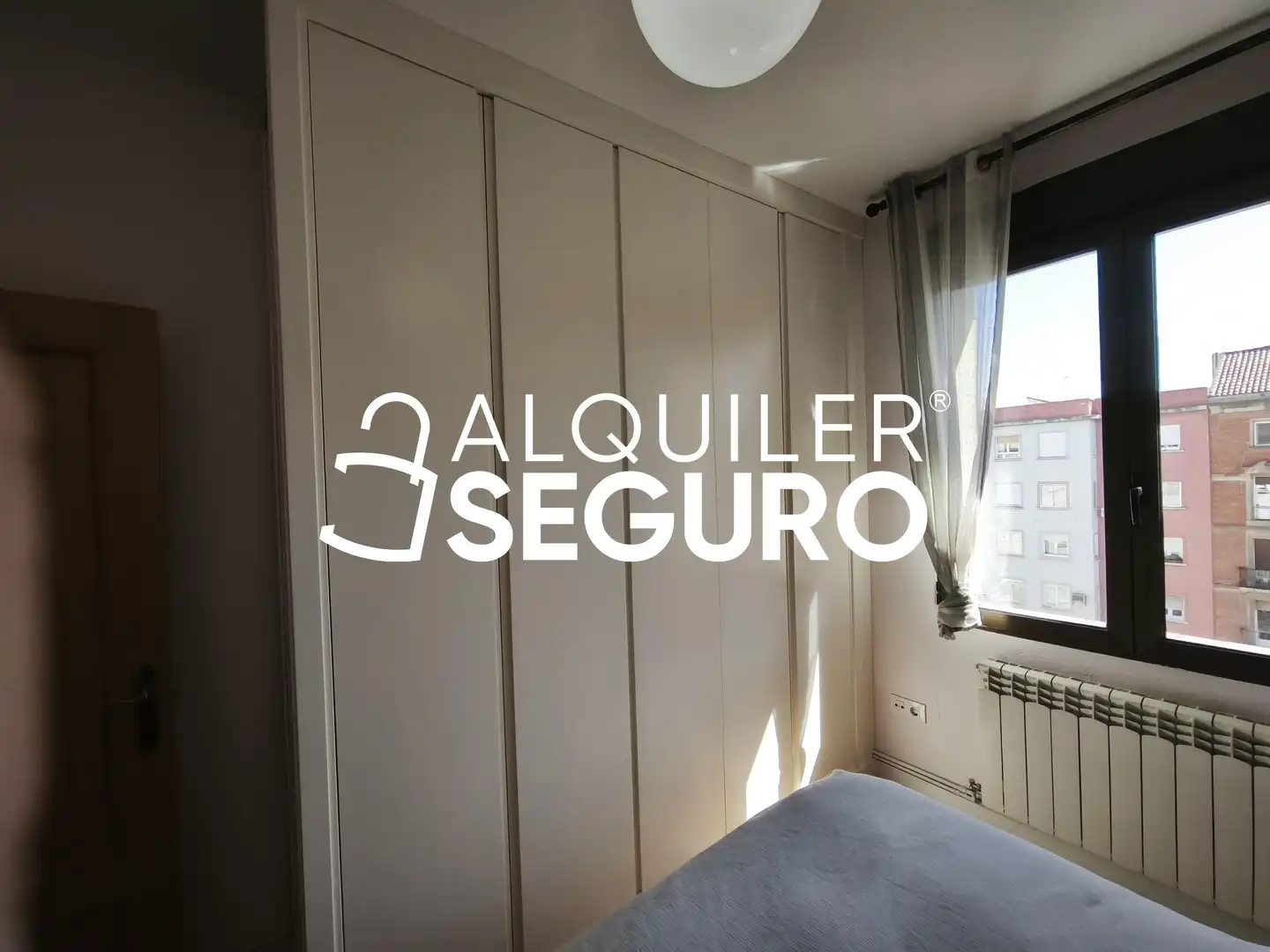 Habitación de Piso de alquiler en Zaragoza con Aire acondicionado y Calefacción